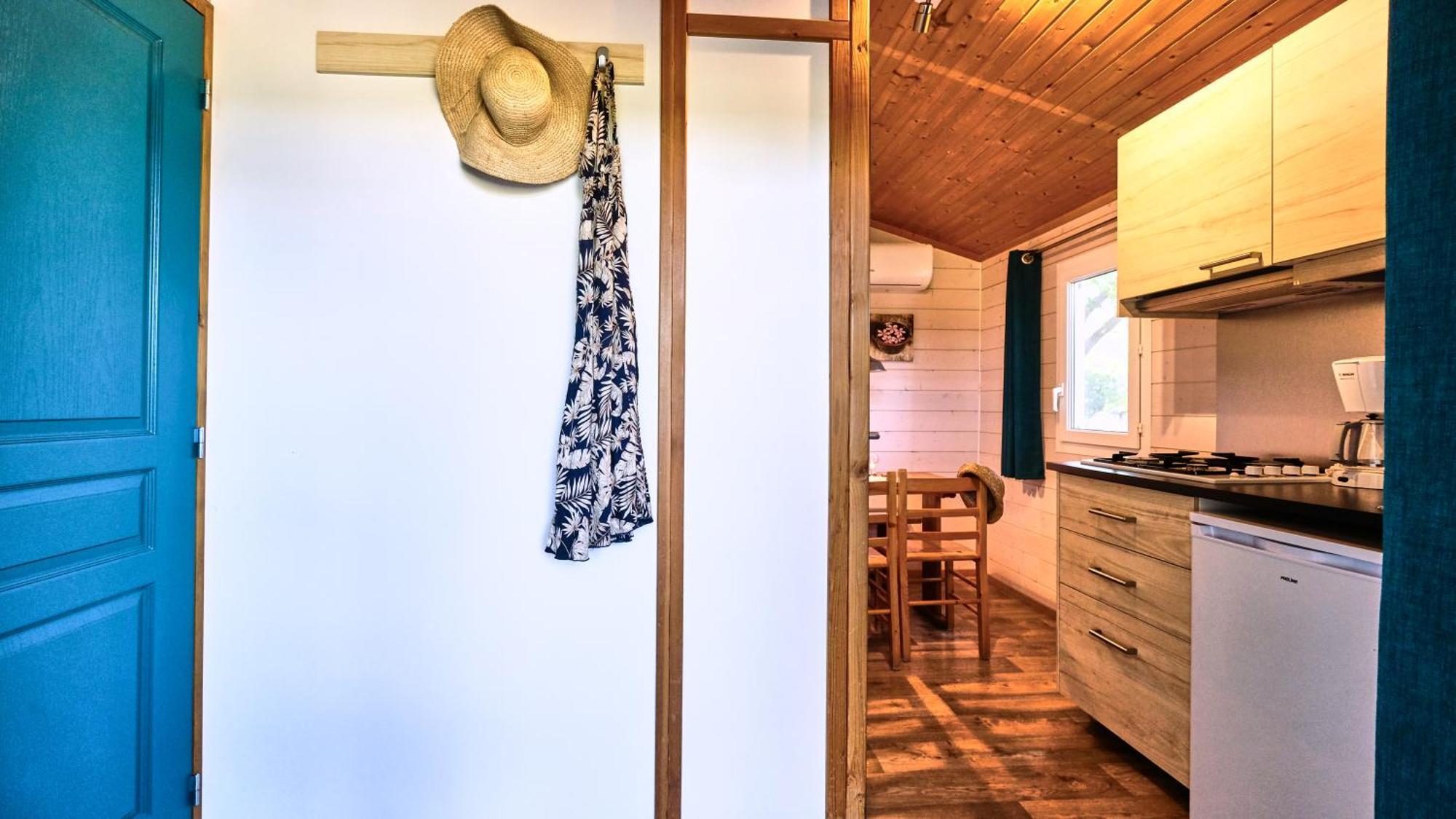 Camping Le Couriou Recoubeau-Jansac Exterior photo